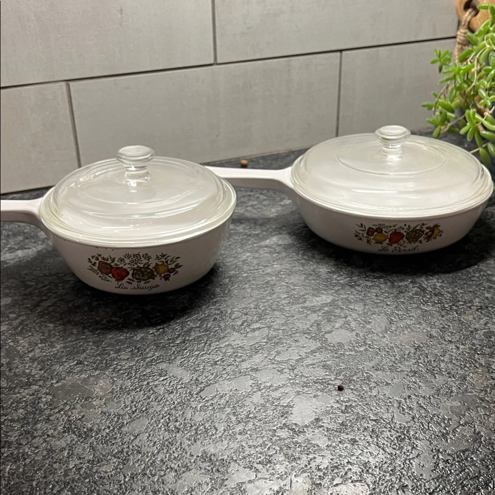 Vintage Glass Corningware Casserole Dishes with handles and Lids
